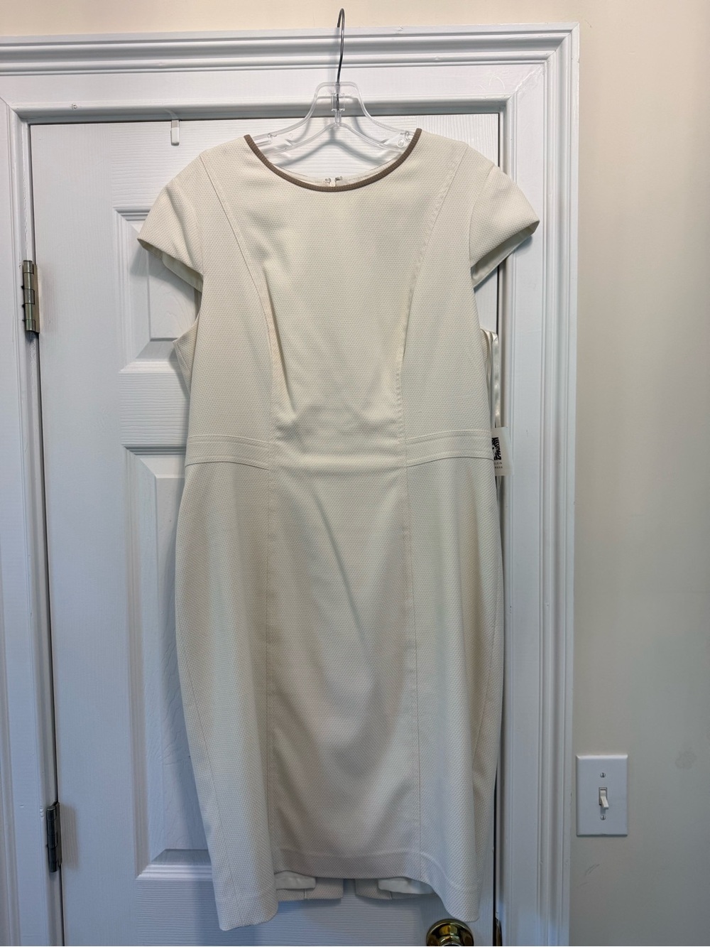 Anne-klein Women's Cream and White Dress
